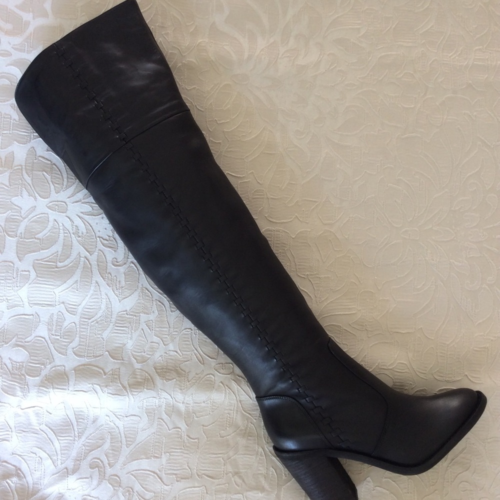 GORGEOUS VINCE CAMUTO MORRA LEATHER BOOTS 💗 NWT!!
